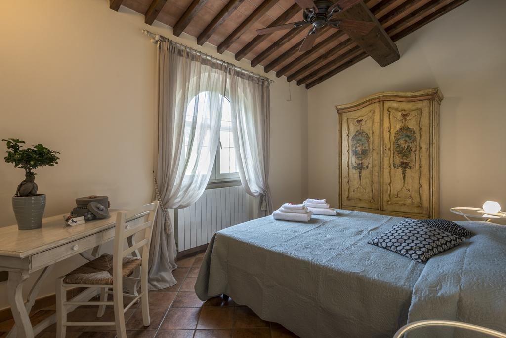 Hotel Il Cavallino Blu Volterra Exteriör bild