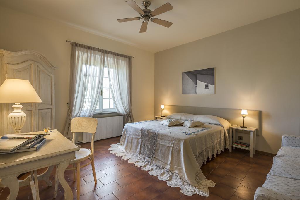 Hotel Il Cavallino Blu Volterra Exteriör bild