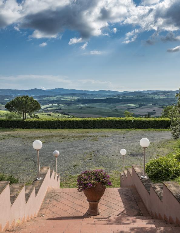 Hotel Il Cavallino Blu Volterra Exteriör bild