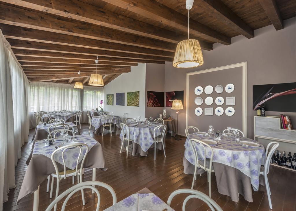 Hotel Il Cavallino Blu Volterra Exteriör bild