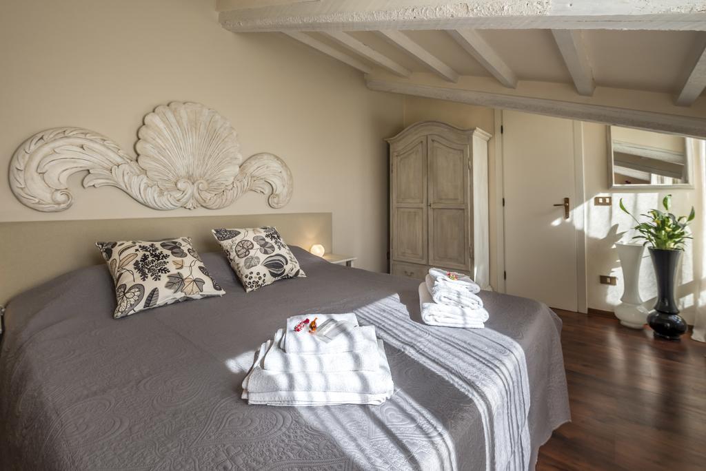 Hotel Il Cavallino Blu Volterra Exteriör bild